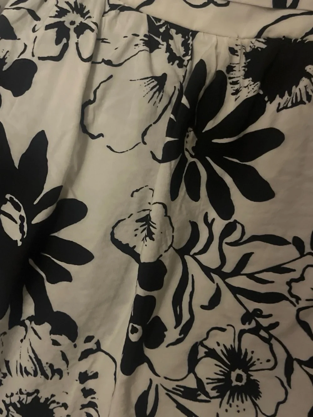 NWOT Abercrombie & Fitch Emerson Black and White Floral Tiered Maxi Dress